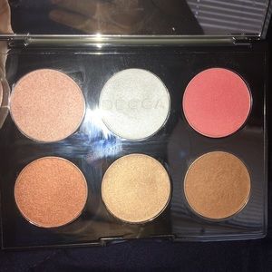 Becca Highlighter Palette